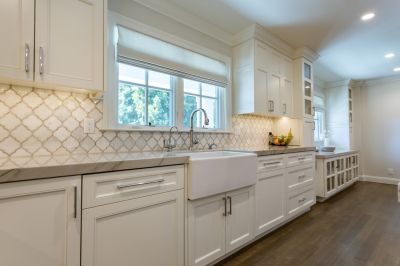 Get Professional Installation of Your Farmhouse Sink!